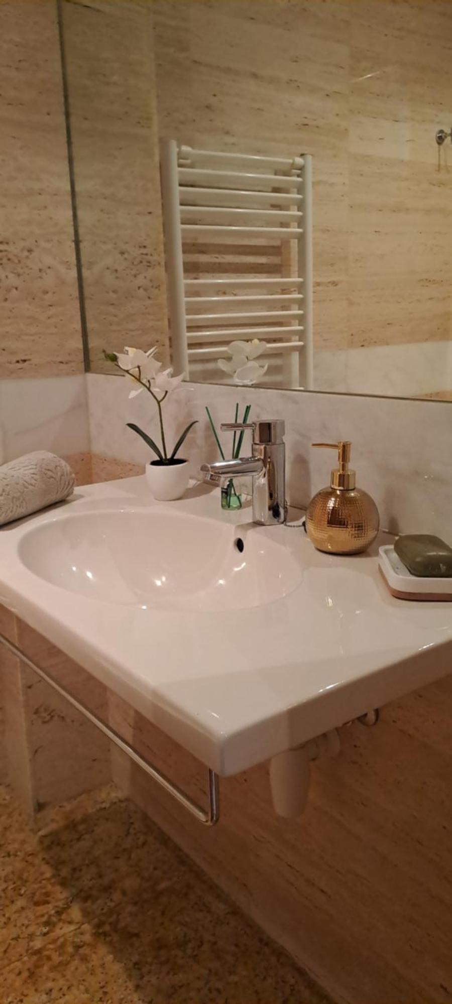 Habitaciones De Lujo Con Hermosas Vistas A La Cuidad บูร์โกส ภายนอก รูปภาพ